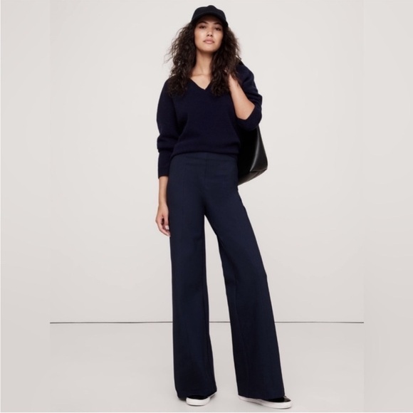 Banana Republic Pants - NWT! Banana Republic Navy Blue Wide-Leg Everywhere Ponte Pant - Multiple 🤎